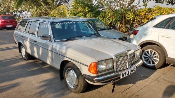 2015 Mercedes Classic Car Rally photo gallery