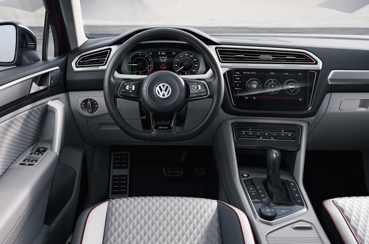 Volkswagen Tiguan GTE Active concept photo gallery