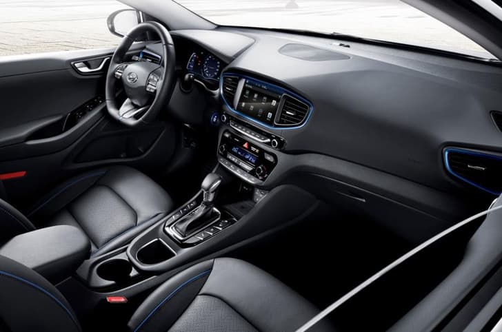 Hyundai Ioniq photo gallery