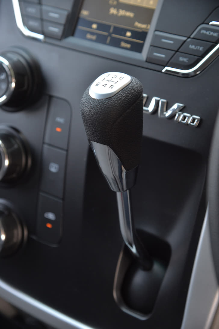 The gearbox is within easy reach of the driver. That it delivers crisp, short throws is one of the car's highlights.