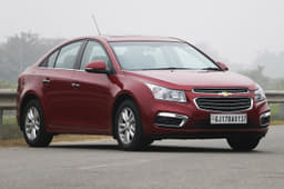 Chevrolet Cruze facelift photo gallery