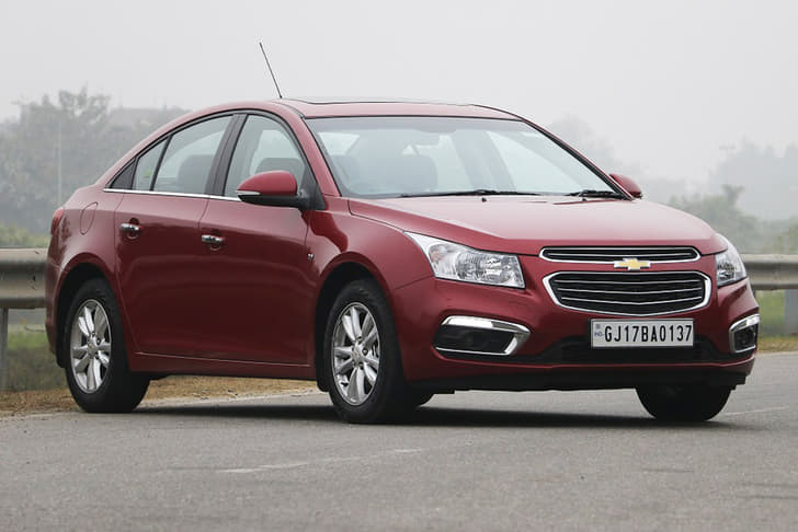 Chevrolet Cruze facelift photo gallery
