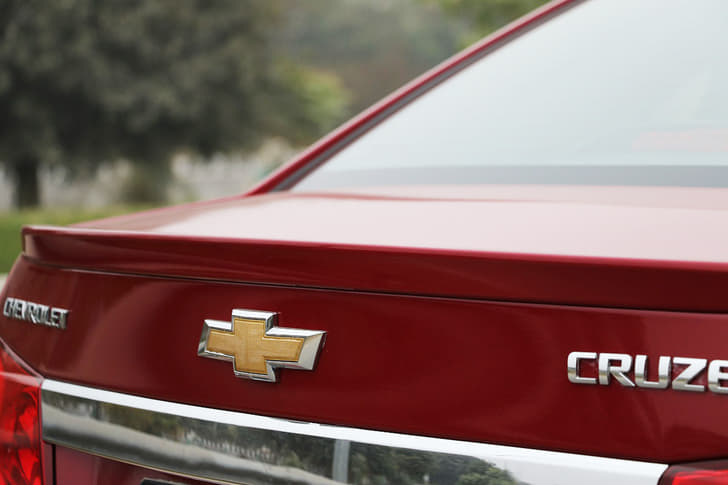 Chevrolet Cruze facelift photo gallery