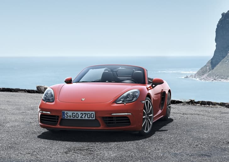 Porsche 718 Boxster photo gallery