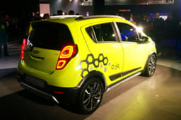 Chevrolet Beat Activ concept photo gallery