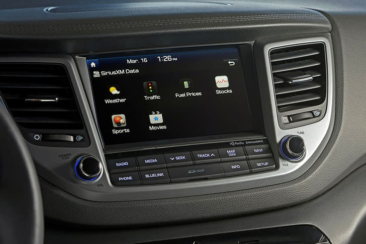 2016 Hyundai Tucson image gallery