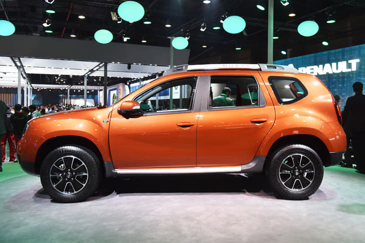 Renault Duster SUV facelift photo gallery