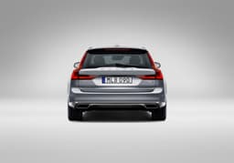 Volvo V90 estate photo gallery