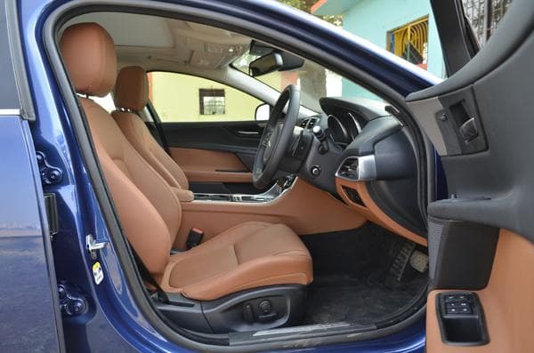 Jaguar XE photo gallery