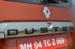 Renault Duster SUV facelift photo gallery
