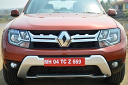 Renault Duster SUV facelift photo gallery