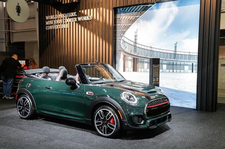 Mini John Cooper Works Convertible.