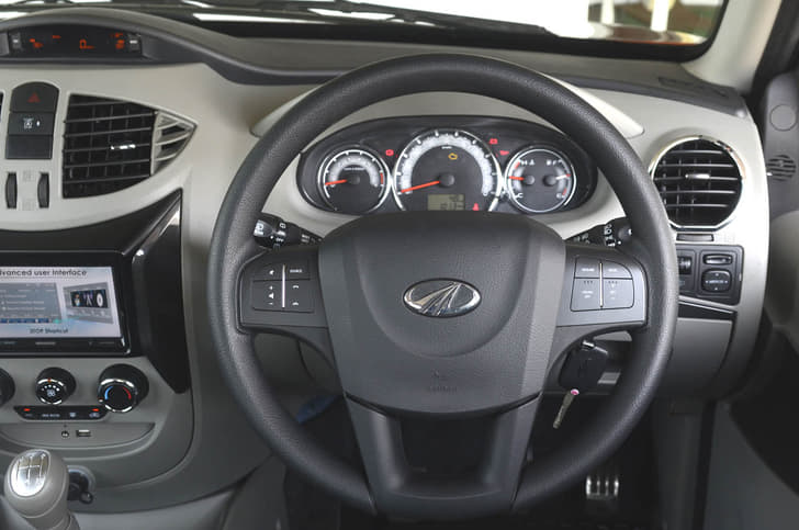 Mahindra NuvoSport photo gallery