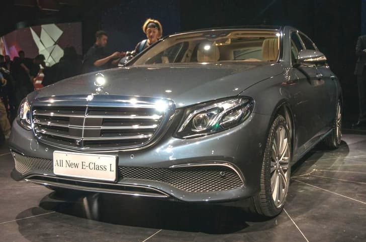 New 2017 Mercedes E-class long-wheelbase photo gallery