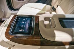 New 2017 Mercedes E-class long-wheelbase photo gallery