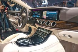 New 2017 Mercedes E-class long-wheelbase photo gallery