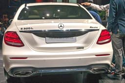 New 2017 Mercedes E-class long-wheelbase photo gallery