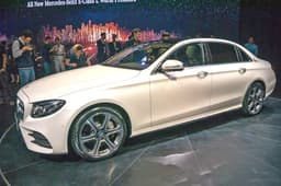 New 2017 Mercedes E-class long-wheelbase photo gallery