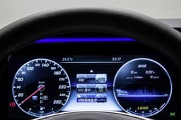 New 2017 Mercedes E-class long-wheelbase photo gallery