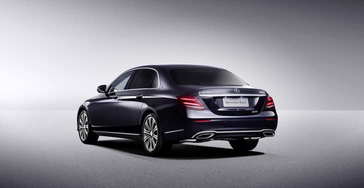 New 2017 Mercedes E-class long-wheelbase photo gallery