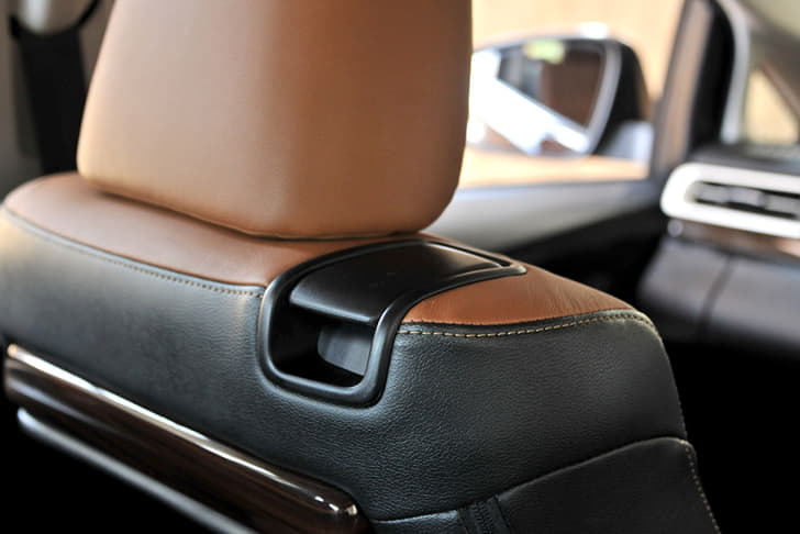 Slide the front passenger seat forward for more legroom just by lifting this catch.