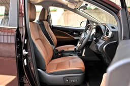 Front seats are leather-wrapped and incredibly comfortable over long distances. Note that the driver’s seat is electrically adjustable