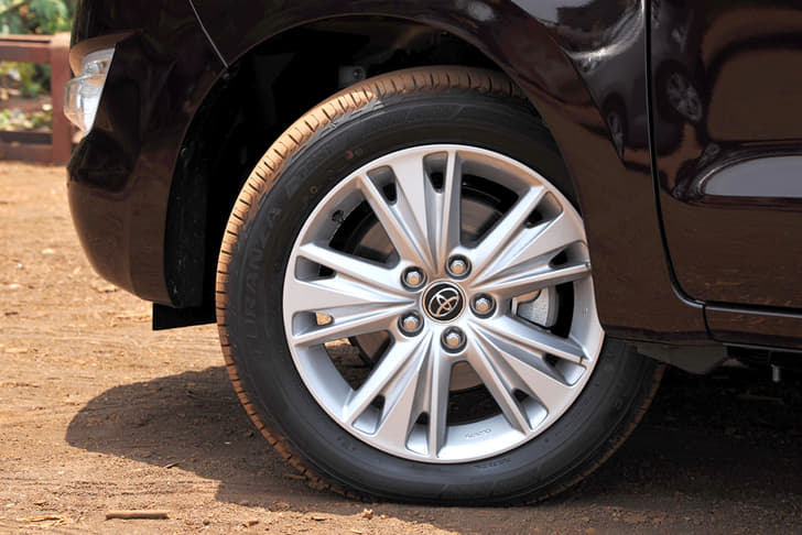 17-inch wheels are now standard – steel on lower trims and alloys in top spec. They look smart and don’t hurt the ride too much.