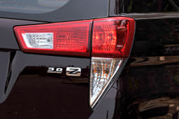 The Innova Crysta eschews the old vertical tail-lamps for a far more modern ‘inverted L’ shape.