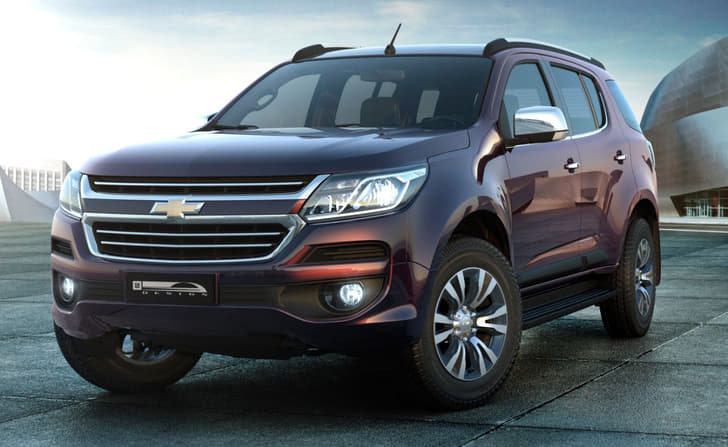 Chevrolet Trailblazer facelift photo gallery