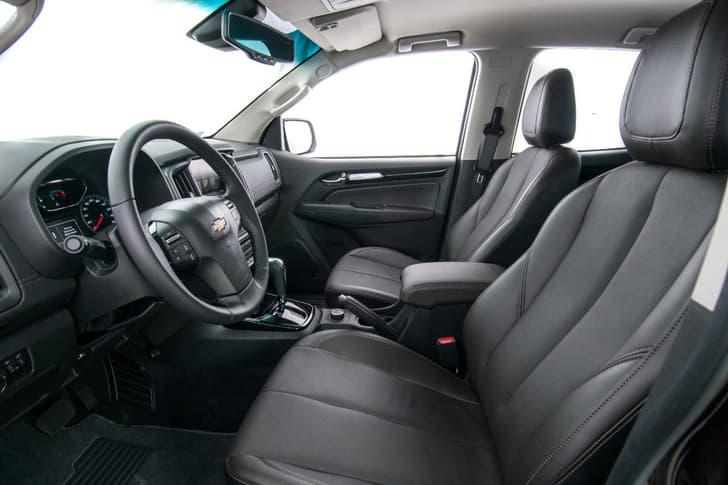 Chevrolet Trailblazer facelift photo gallery