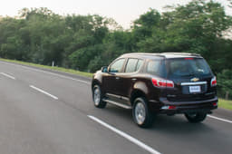 Chevrolet Trailblazer facelift photo gallery