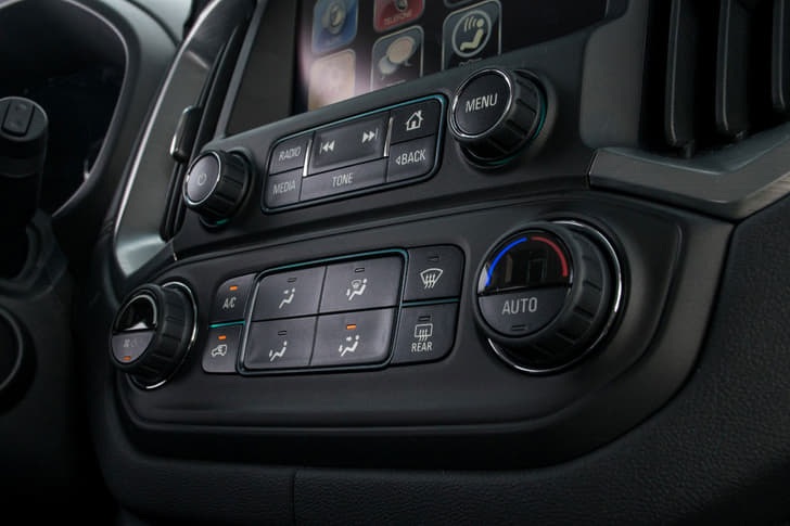 Chevrolet Trailblazer facelift photo gallery