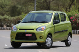 The facelifted Alto 800 retains the same basic design of its predecessor.