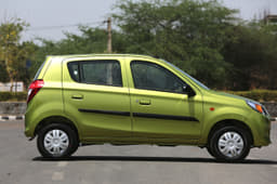 With the new bumper, the Alto is now marginally longer than the pre-facelifted car. It now measures 3,430mm as against 3,395mm.