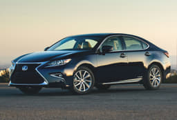 2017 Lexus ES300h image gallery