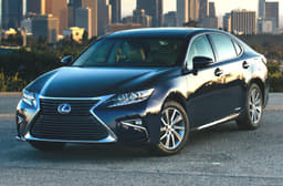 2017 Lexus ES300h image gallery