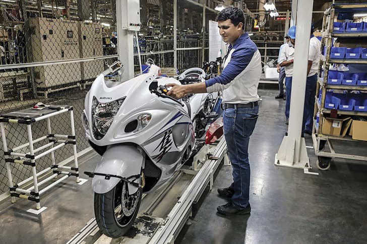 Saree guard is surprisingly discreet, and unsurprisingly, very well designed.
