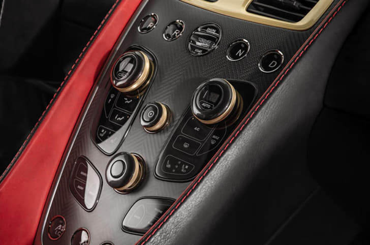 Aston Martin Vanquish Zagato Coupé photo gallery