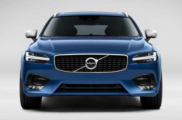 The cars get a sportier front bumper with inset fog lamps and a unique finish to the grille.