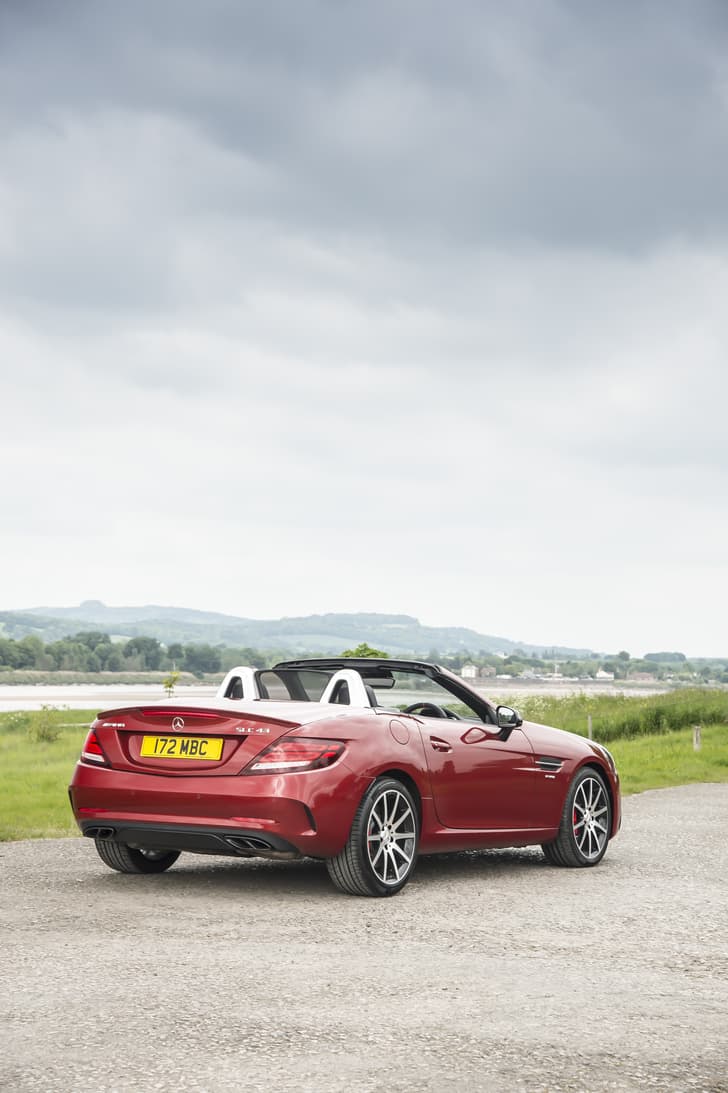 Mercedes-AMG SLC 43 photo gallery