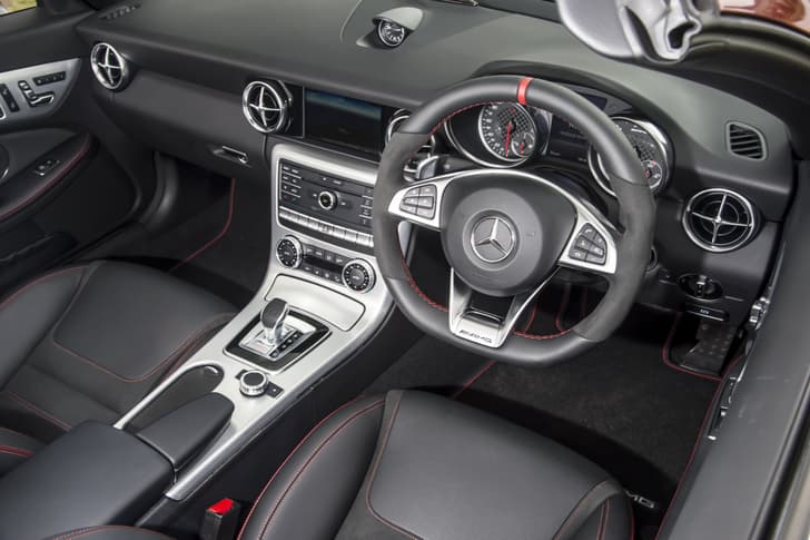 Mercedes-AMG SLC 43 photo gallery