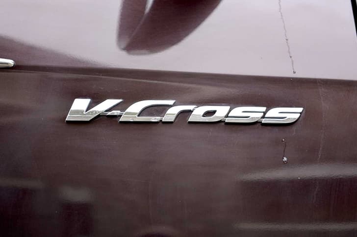 2016 Isuzu D-Max V-Cross photo gallery
