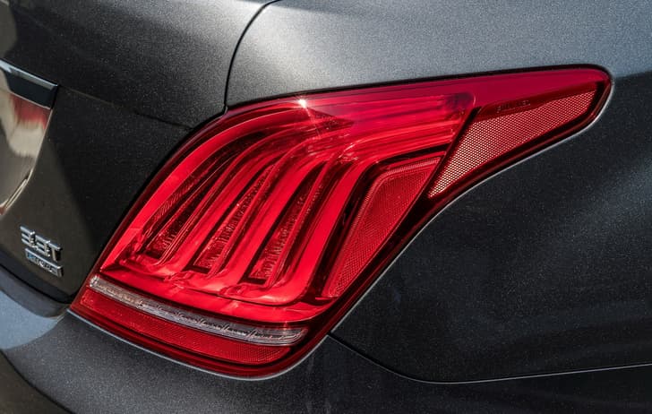 Genesis G90 photo gallery