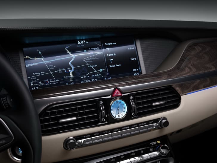 Genesis G90 photo gallery