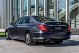 Genesis G90 photo gallery