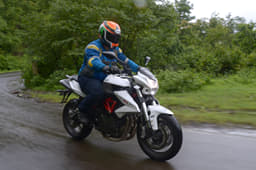 2016 Benelli TNT 600i ABS photo gallery