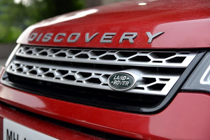 Land Rover Discovery Sport petrol photo gallery