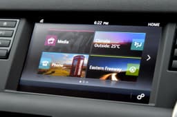 Land Rover Discovery Sport petrol photo gallery