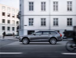 Volvo V90 Cross Country photo gallery