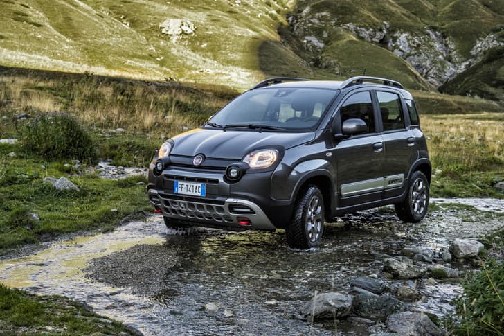 2017 Fiat Panda Cross photo gallery